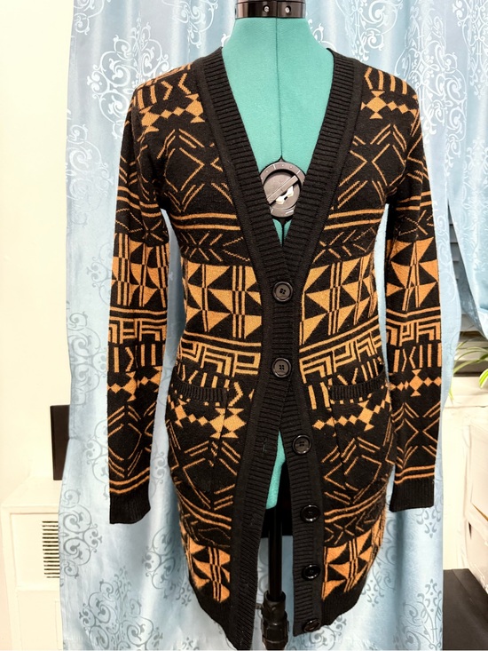 Sweaters - A+RO Black and Camel Geometric Knit Cardigan